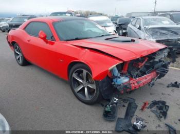  Salvage Dodge Challenger