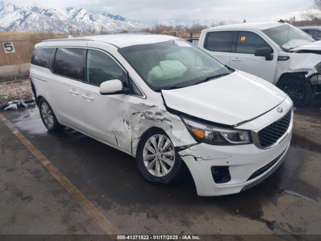  Salvage Kia Sedona