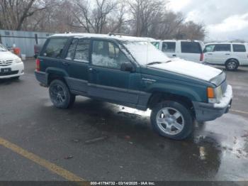  Salvage Jeep Grand Cherokee