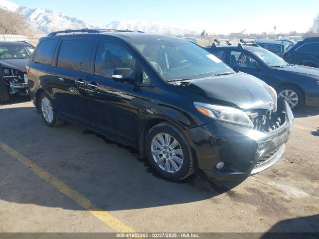  Salvage Toyota Sienna