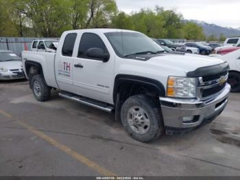  Salvage Chevrolet Silverado 2500