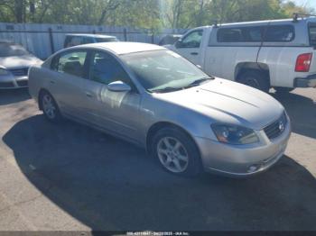  Salvage Nissan Altima