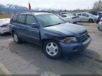  Salvage Toyota Highlander