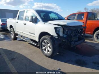  Salvage Nissan Titan