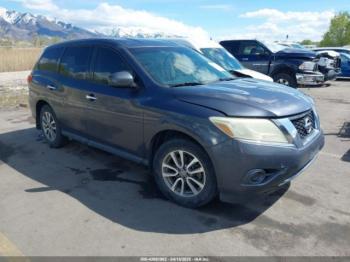  Salvage Nissan Pathfinder