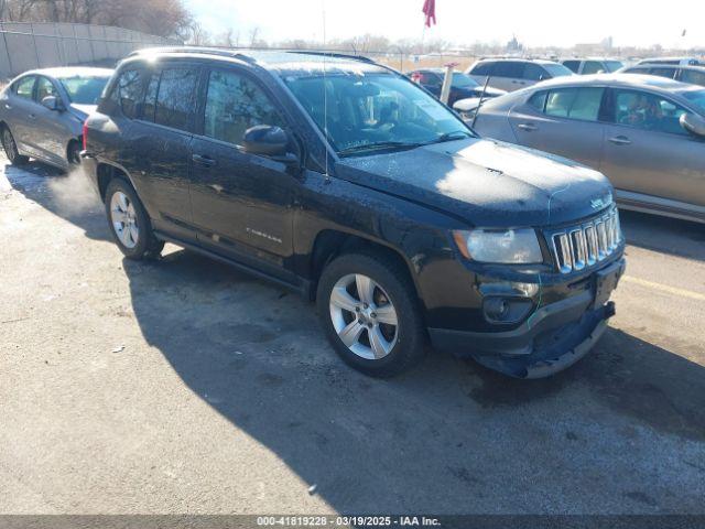  Salvage Jeep Compass