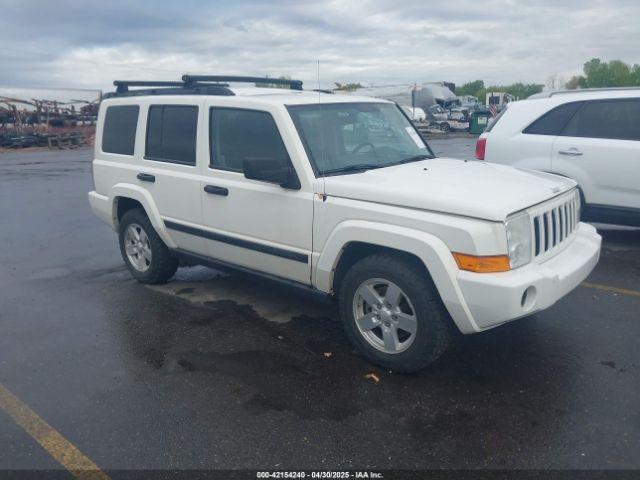  Salvage Jeep Commander