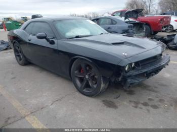  Salvage Dodge Challenger