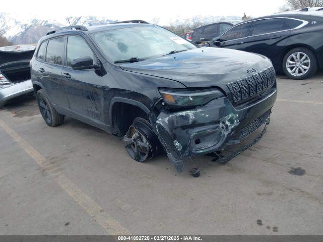  Salvage Jeep Cherokee