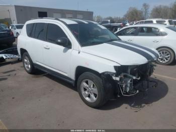  Salvage Jeep Compass