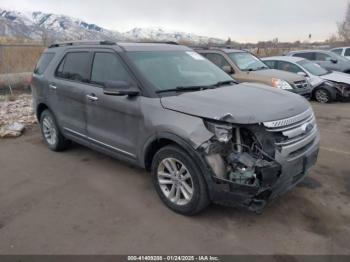  Salvage Ford Explorer