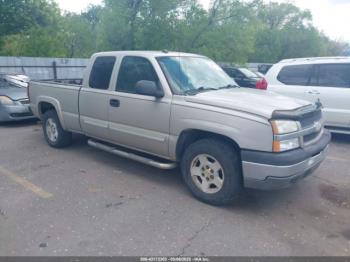  Salvage Chevrolet Silverado 1500