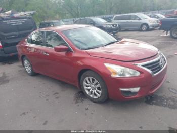  Salvage Nissan Altima