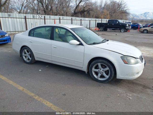  Salvage Nissan Altima