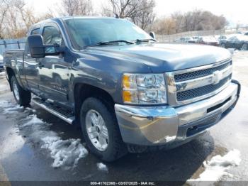  Salvage Chevrolet Silverado 1500