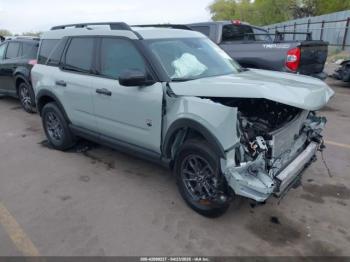  Salvage Ford Bronco