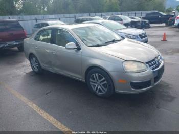  Salvage Volkswagen Jetta