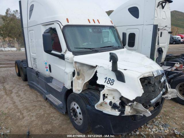  Salvage Freightliner New Cascadia 126