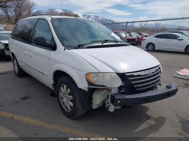  Salvage Chrysler Town & Country