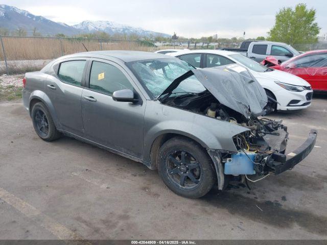  Salvage Dodge Avenger