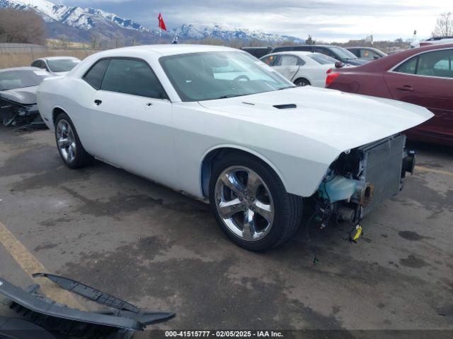  Salvage Dodge Challenger