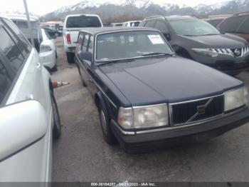  Salvage Volvo 245
