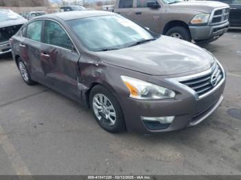  Salvage Nissan Altima
