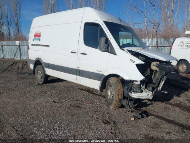  Salvage Mercedes-Benz Sprinter 2500