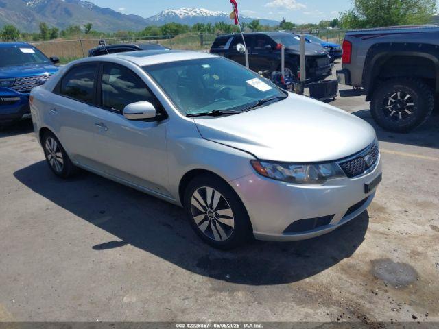  Salvage Kia Forte