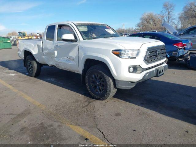  Salvage Toyota Tacoma