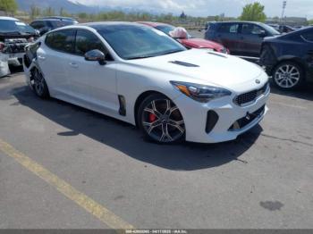  Salvage Kia Stinger