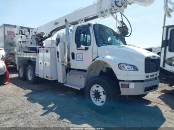  Salvage Freightliner M2 106