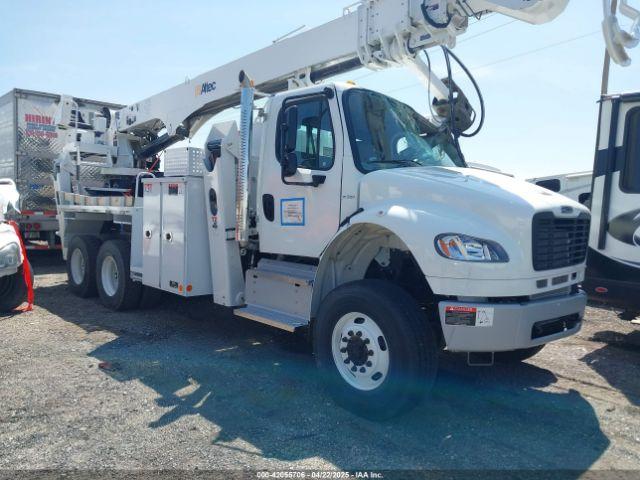  Salvage Freightliner M2 106