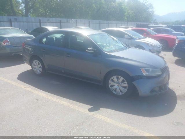  Salvage Volkswagen Jetta