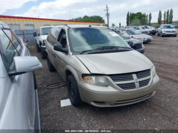  Salvage Dodge Grand Caravan