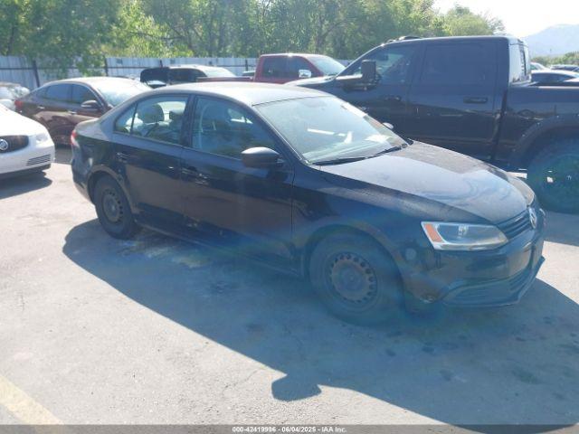  Salvage Volkswagen Jetta