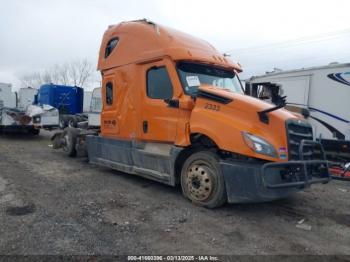  Salvage Freightliner Cascadia 126