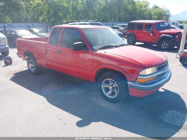  Salvage Chevrolet S-10