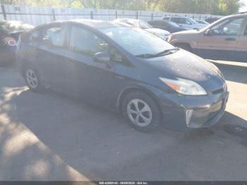  Salvage Toyota Prius