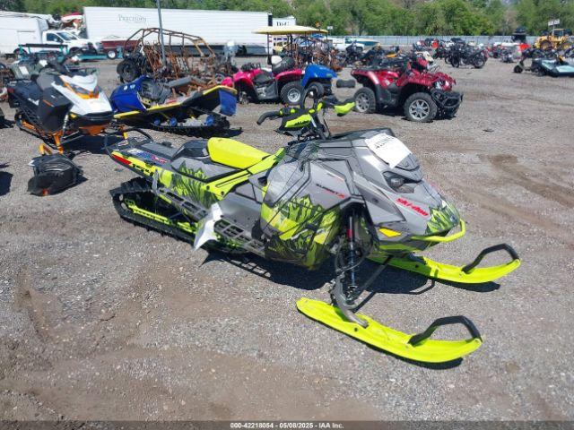  Salvage Ski-doo Summit 850 Sp