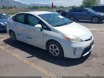  Salvage Toyota Prius