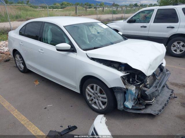  Salvage Volkswagen Jetta