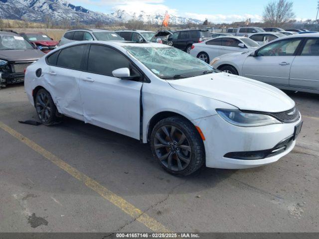  Salvage Chrysler 200