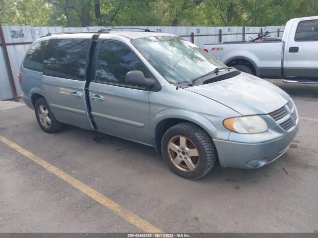  Salvage Dodge Grand Caravan