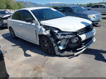  Salvage Volkswagen Jetta