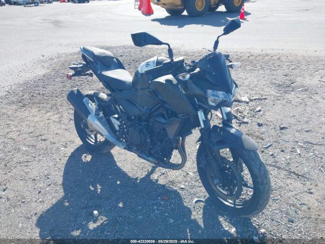  Salvage Kawasaki Er400