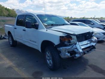  Salvage Nissan Titan