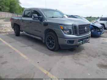  Salvage Nissan Titan