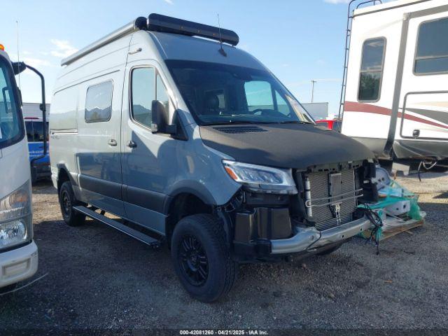  Salvage Mercedes-Benz Sprinter 2500
