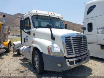  Salvage Freightliner Cascadia 125